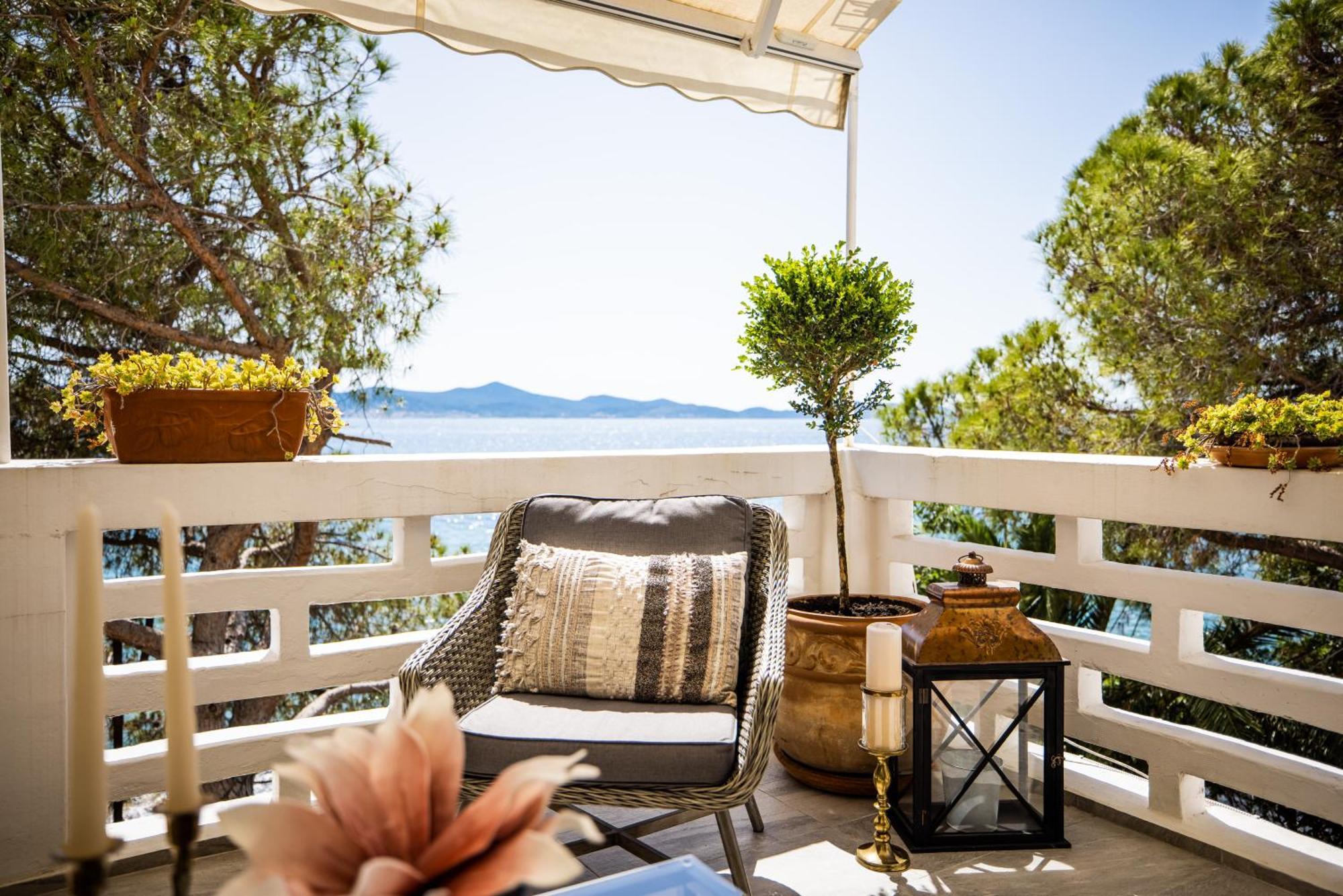 Zadar Center Beach Apartment - Directly On The Sea Exterior foto